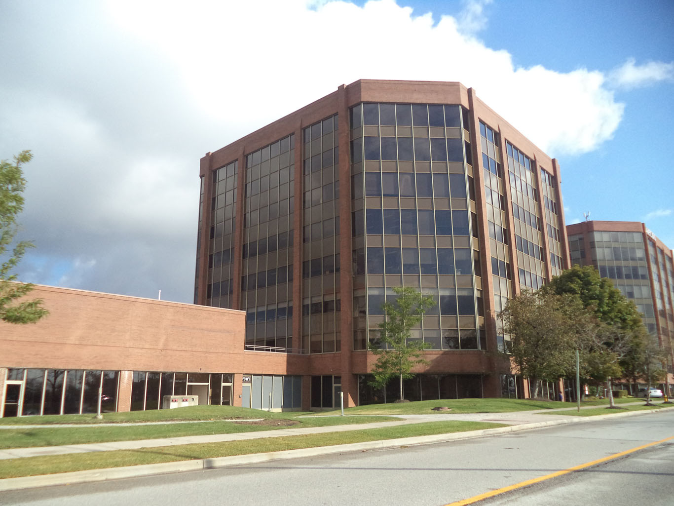 Zemlar - Carlson Court